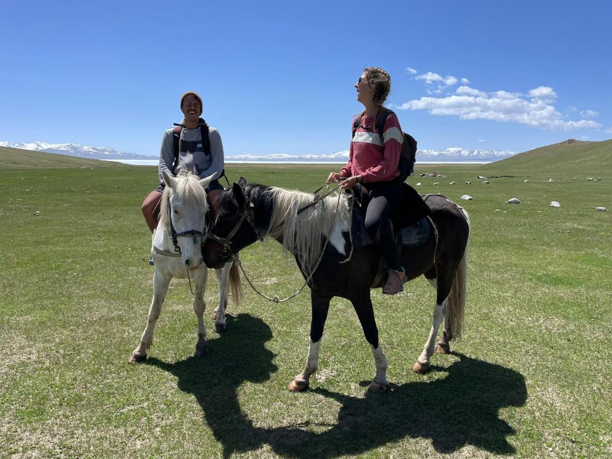 Bagysh Yurt Camp Azamat At Song Kol Lake מראה חיצוני תמונה