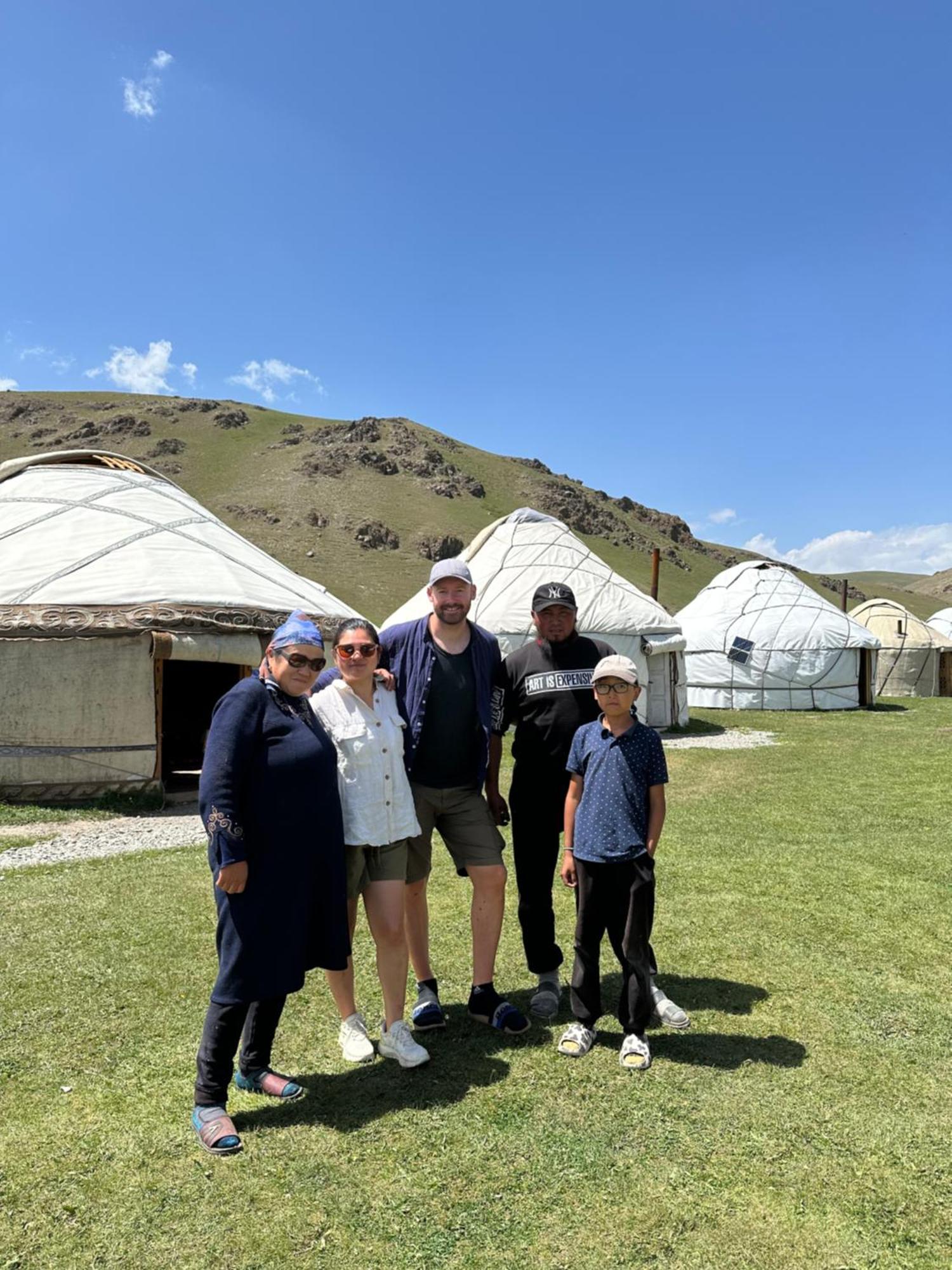 Bagysh Yurt Camp Azamat At Song Kol Lake מראה חיצוני תמונה