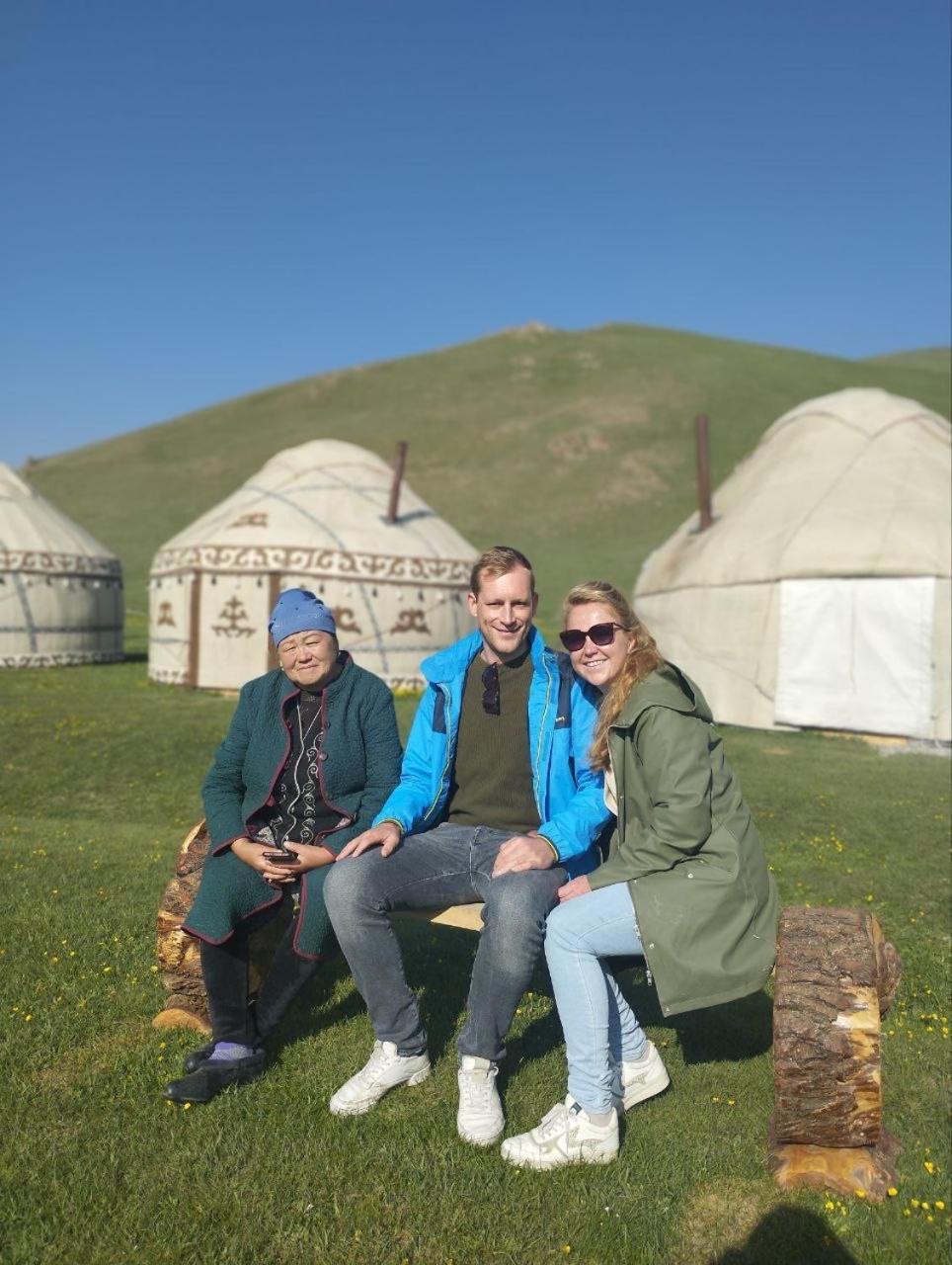 Bagysh Yurt Camp Azamat At Song Kol Lake מראה חיצוני תמונה