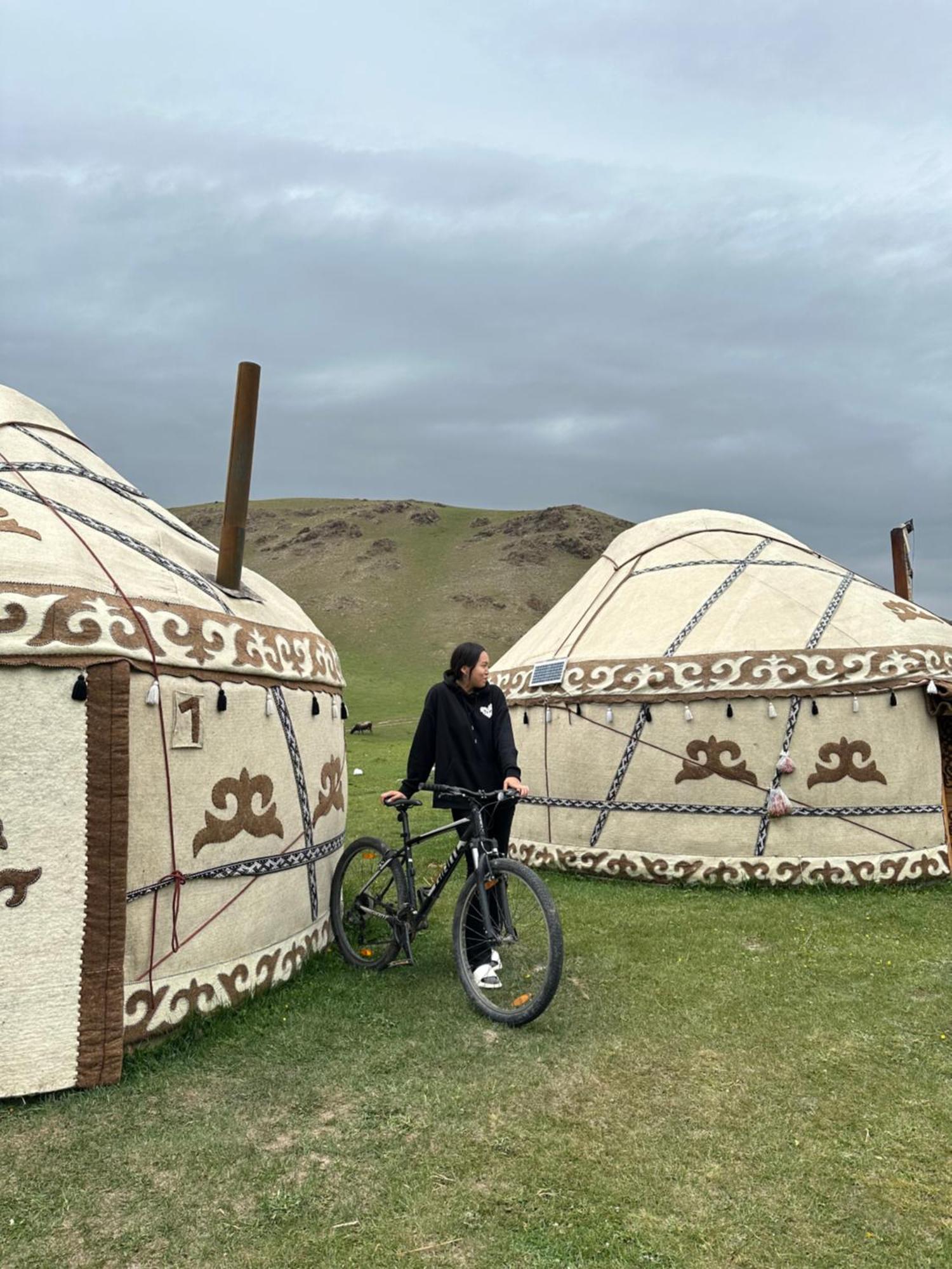 Bagysh Yurt Camp Azamat At Song Kol Lake מראה חיצוני תמונה